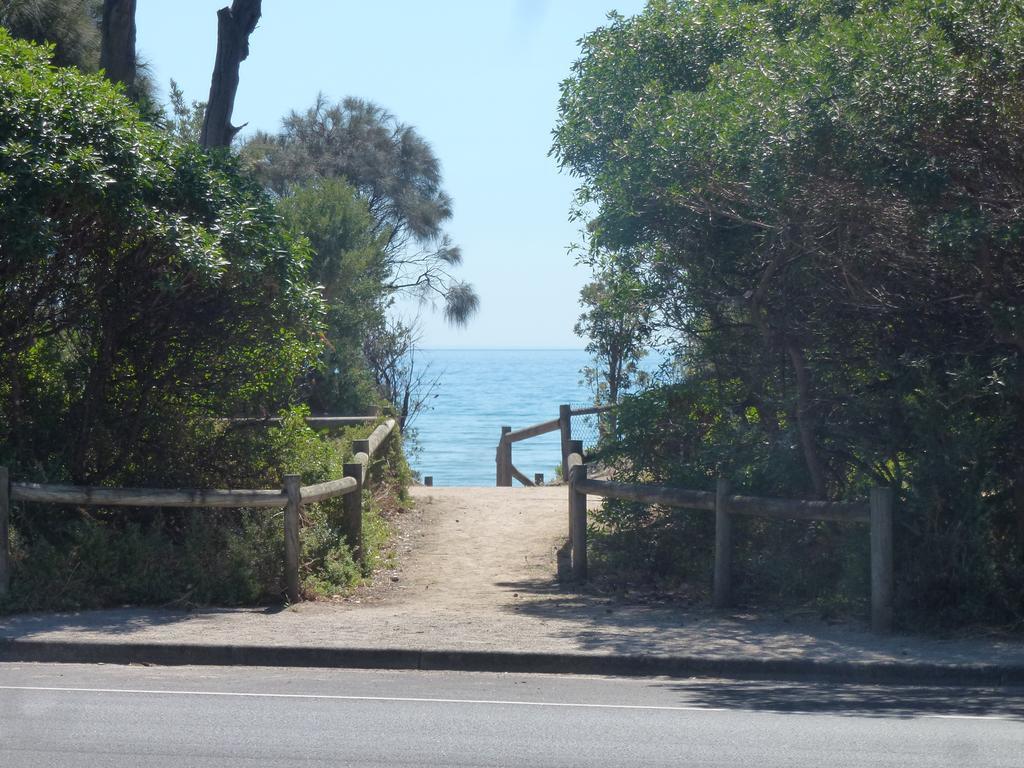 Dromana Beach Getaway 部屋 写真
